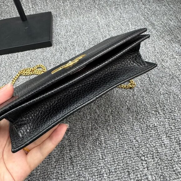 Gucci Soho Leather Shoulder Bag 599-030725 - Picture 5 of 15